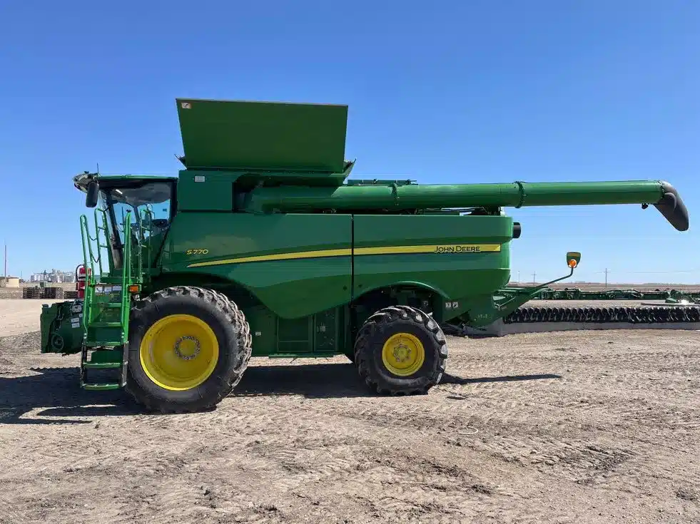 Gallery image 2 for Used 2023 John Deere S770 Combine