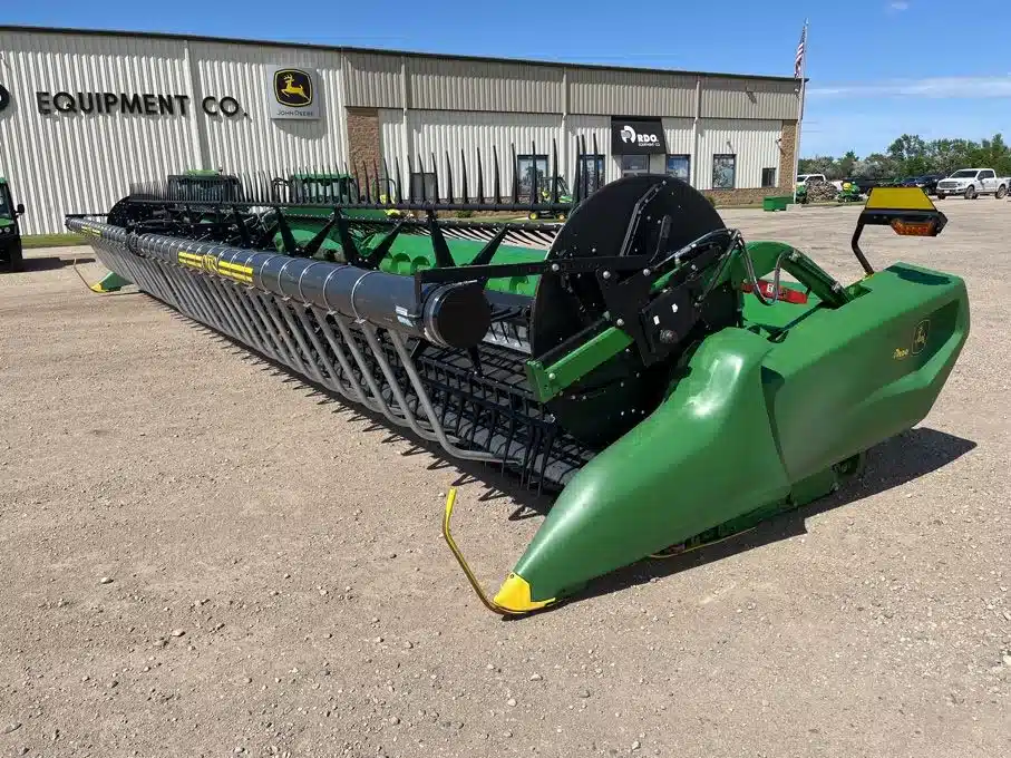 Gallery image 1 for Used 2021 John Deere RD40F Header - Flex