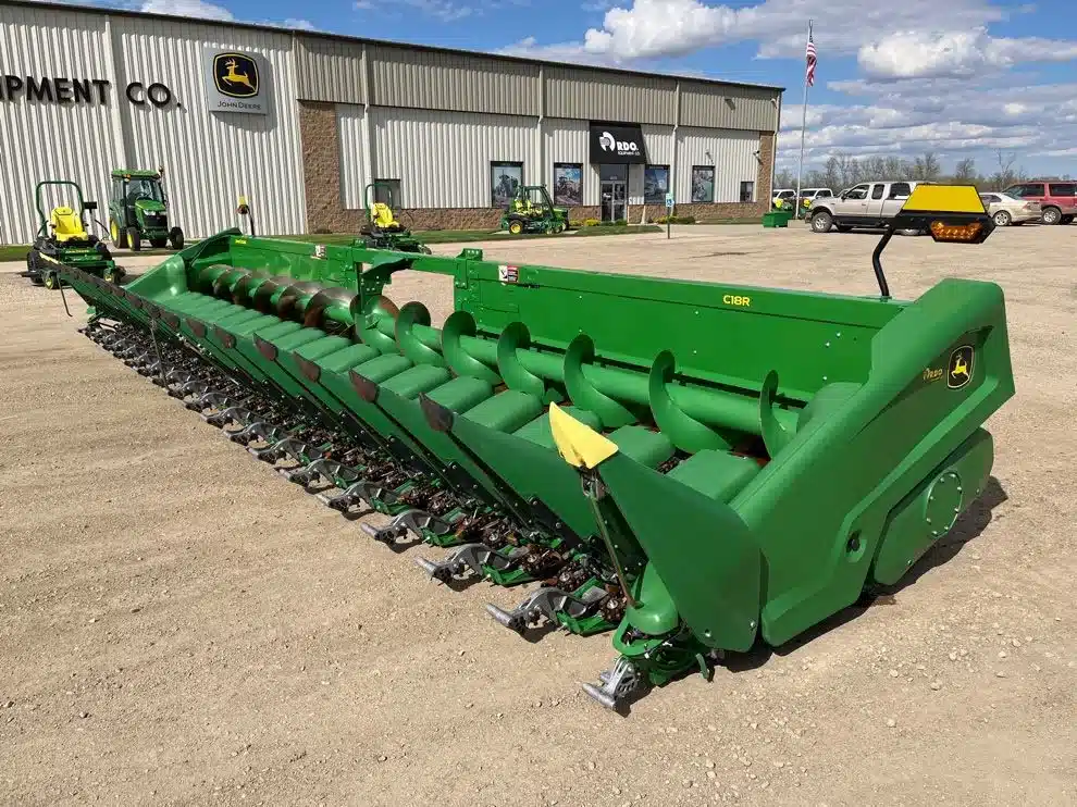 Gallery image 2 for Used 2023 John Deere C18R Header - Row Crop