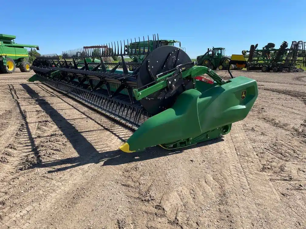 Gallery image 1 for Used 2023 John Deere RD45F Header Combine