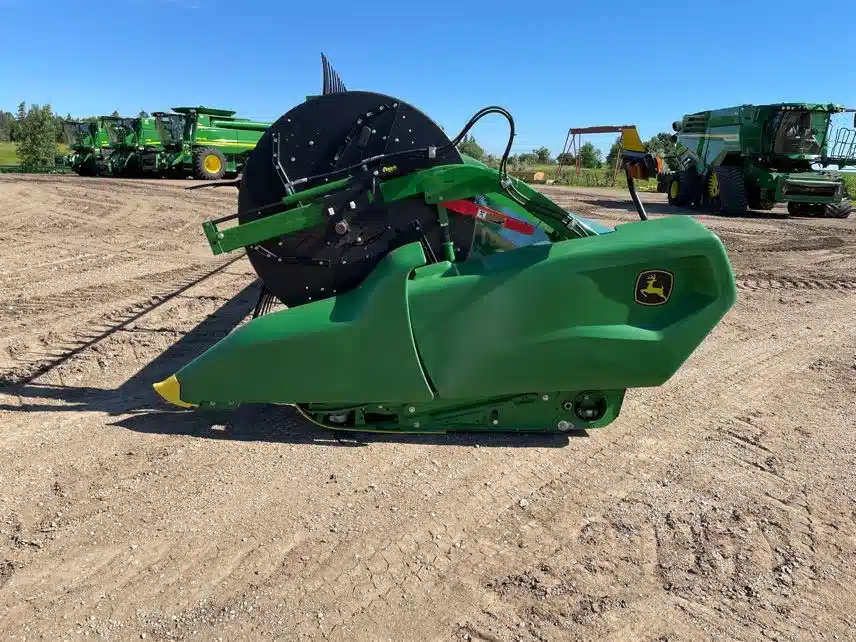 Gallery image 2 for Used 2023 John Deere RD45F Header Combine