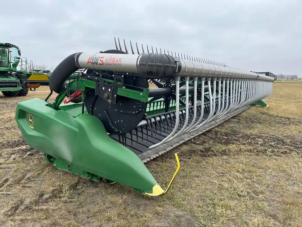 Gallery image 1 for Used 2022 John Deere RD40F Header - Flex