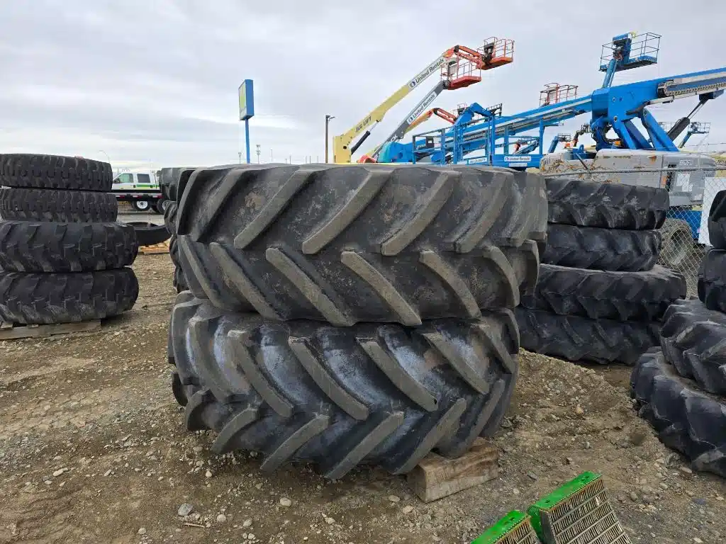 Gallery image 2 for Used 2019 Michelin 650/85R38 Tires
