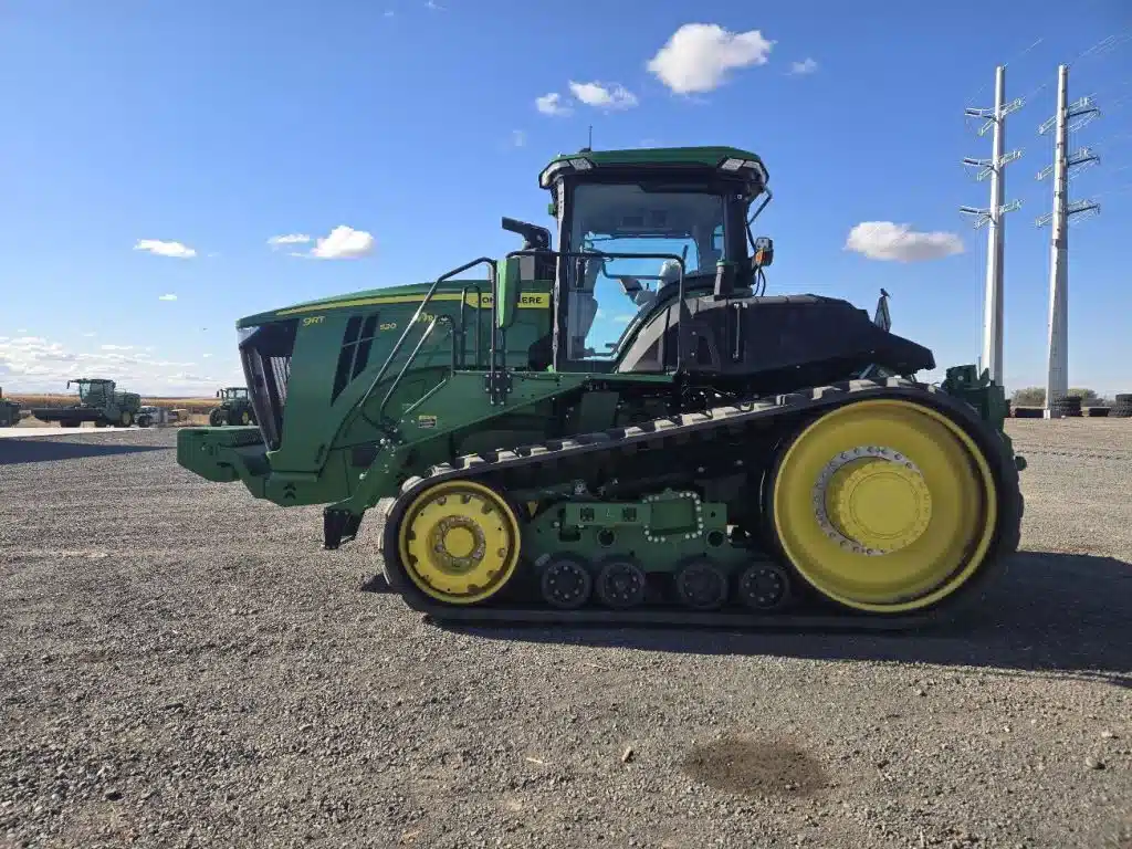 Gallery image 2 for Used 2022 John Deere 9RT 520 Tractor
