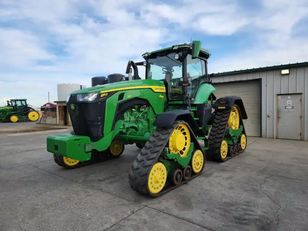 Gallery image 1 for Used 2021 John Deere 8R 370 Tractor