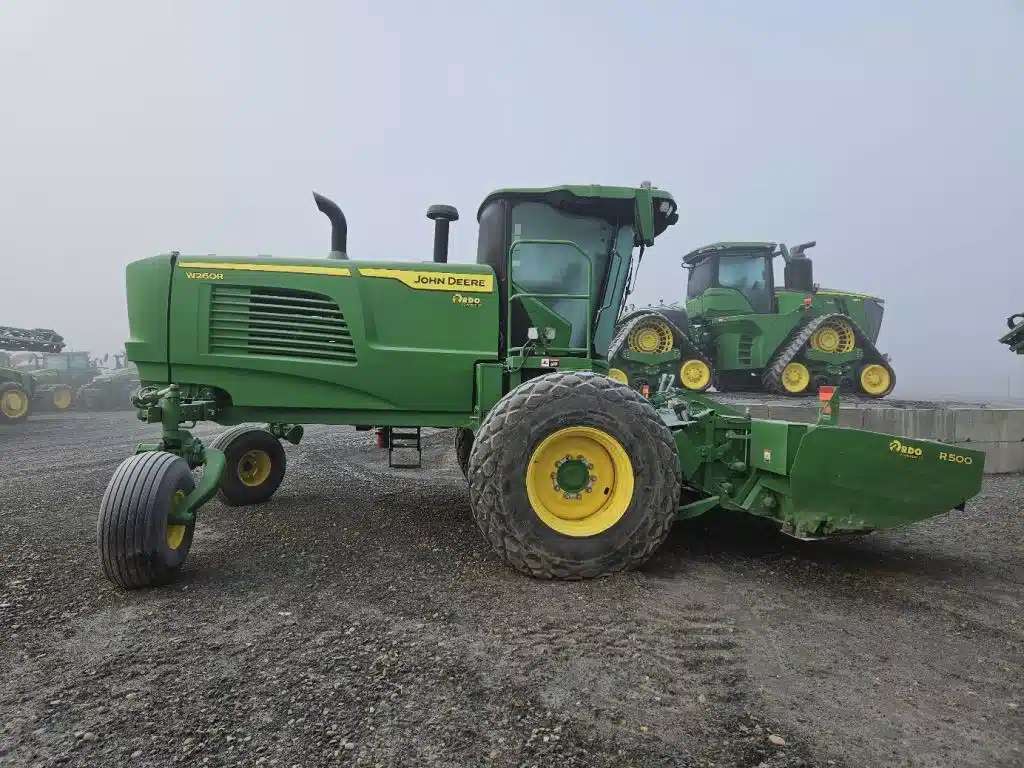 Gallery image 2 for Used 2022 John Deere W260R Windrower