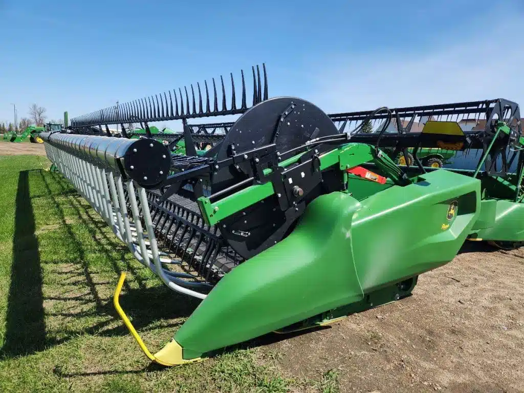 Gallery image 1 for Used 2024 John Deere RD40F Header - Flex