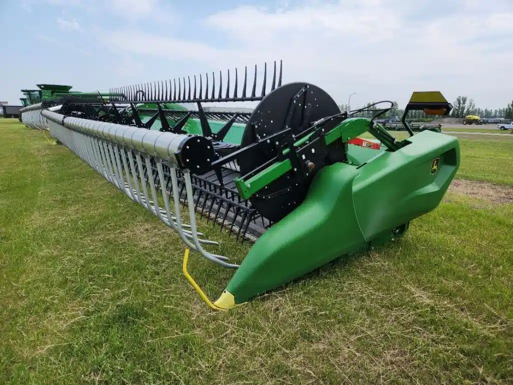 Gallery image 1 for Used 2024 John Deere RD40F Header - Flex
