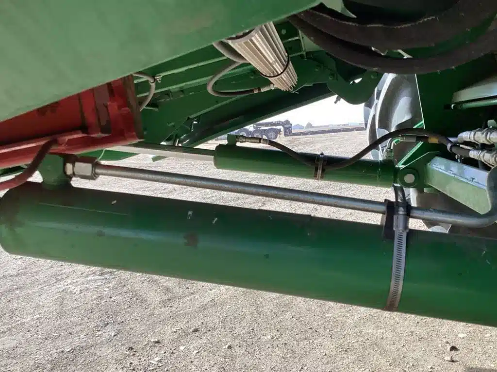 Gallery image 2 for Used 2023 John Deere S780 Combine