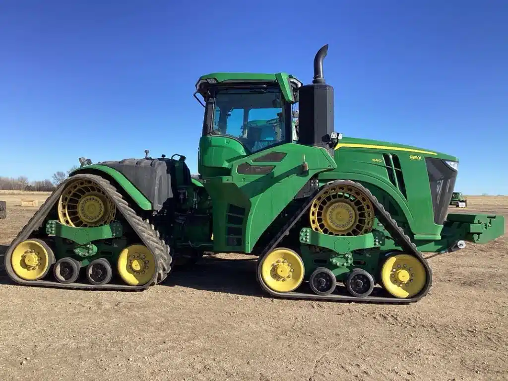 Gallery image 2 for Used 2022 John Deere 9RX 640 Tractor