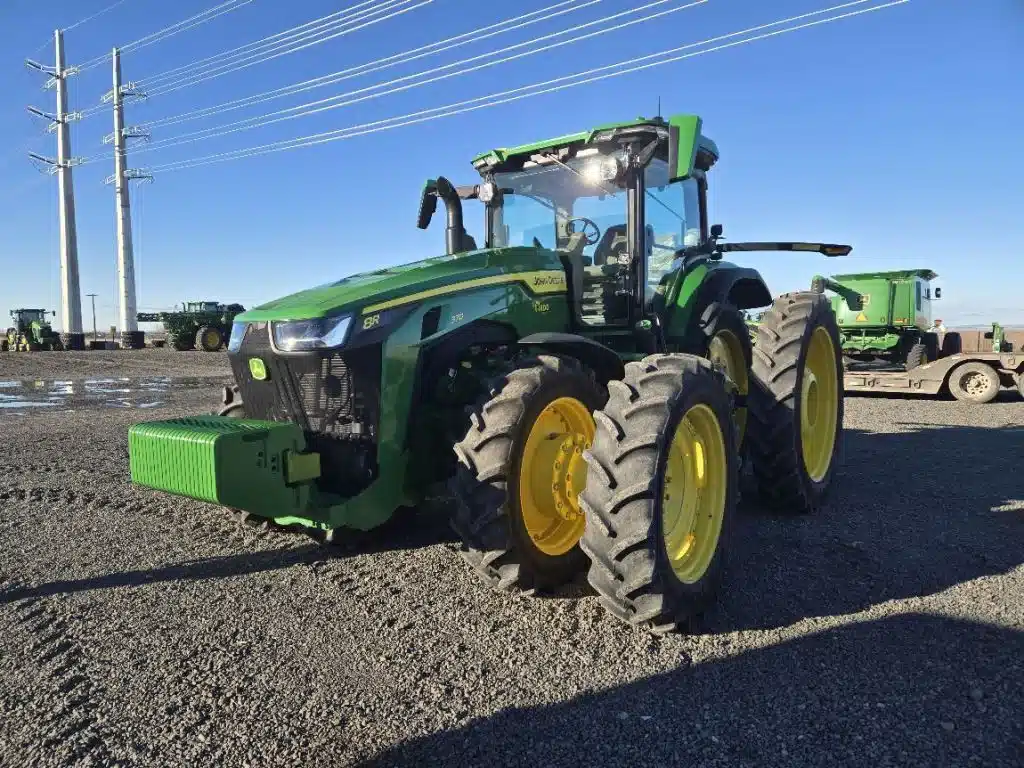 Gallery image 1 for Used 2024 John Deere 8R 370 Tractor