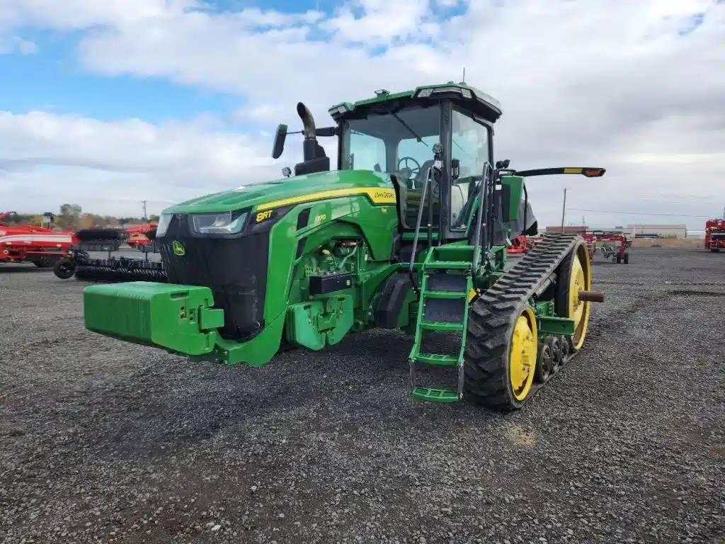Gallery image 1 for Used 2021 John Deere 8RT 370 Tractor