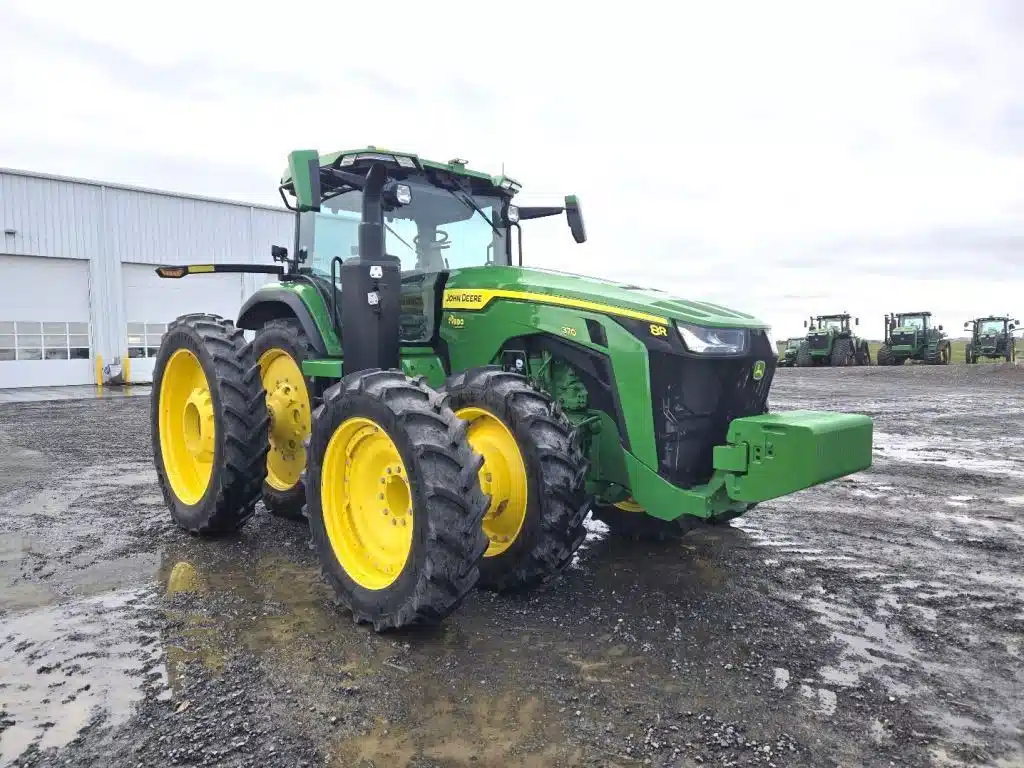 Gallery image 1 for Used 2023 John Deere 8R 370 Tractor