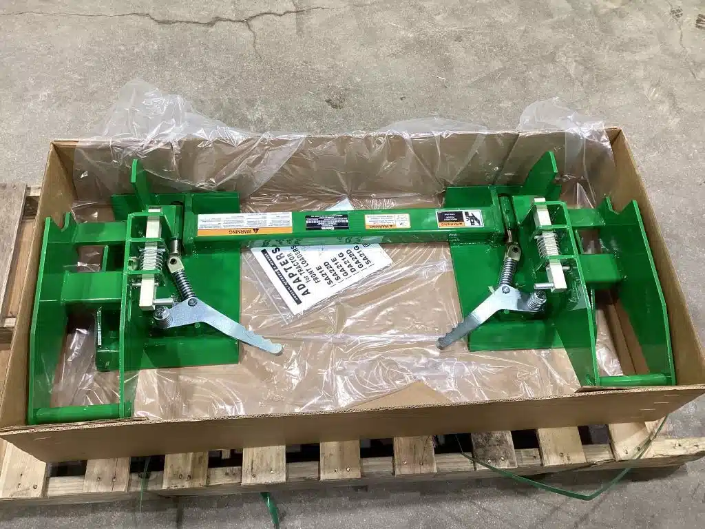 Gallery image 2 for New 2025 Frontier SA22D Tractor