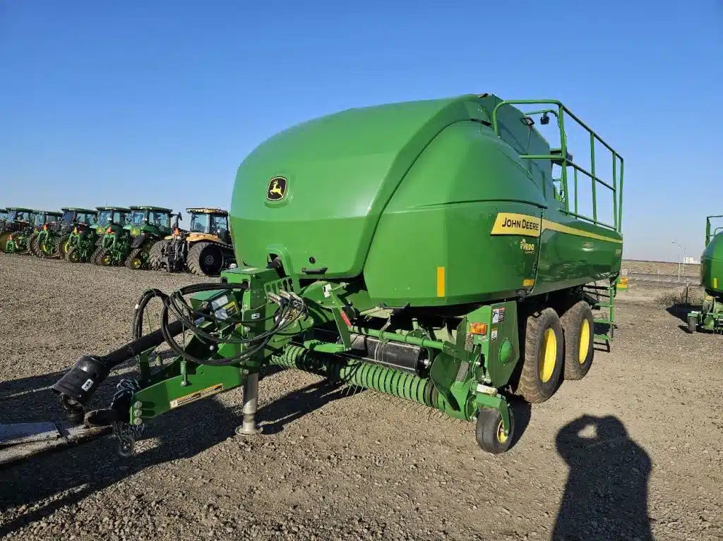 Gallery image 1 for New 2024 John Deere L341R HD Square Baler - Large