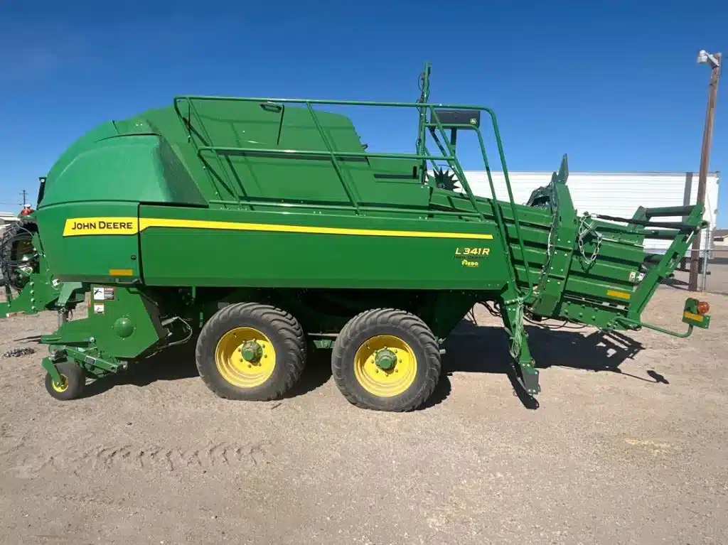 Gallery image 2 for New 2023 John Deere L341R HD Square Baler - Large