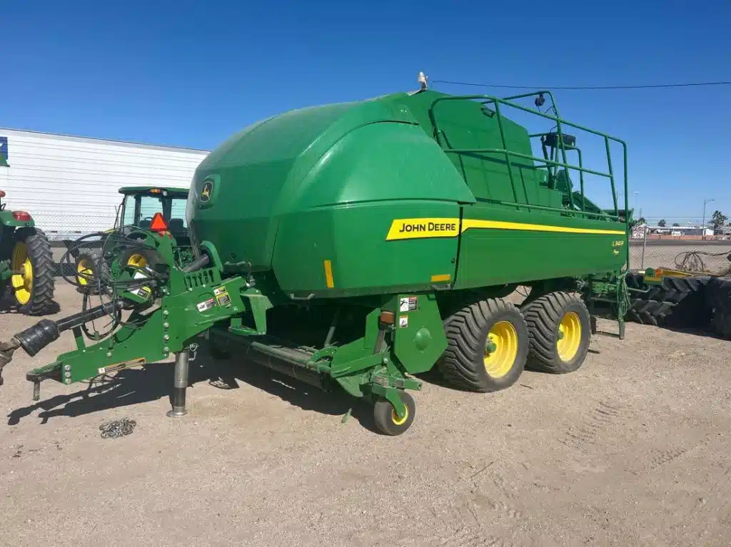Gallery image 1 for New 2023 John Deere L341R HD Square Baler - Large