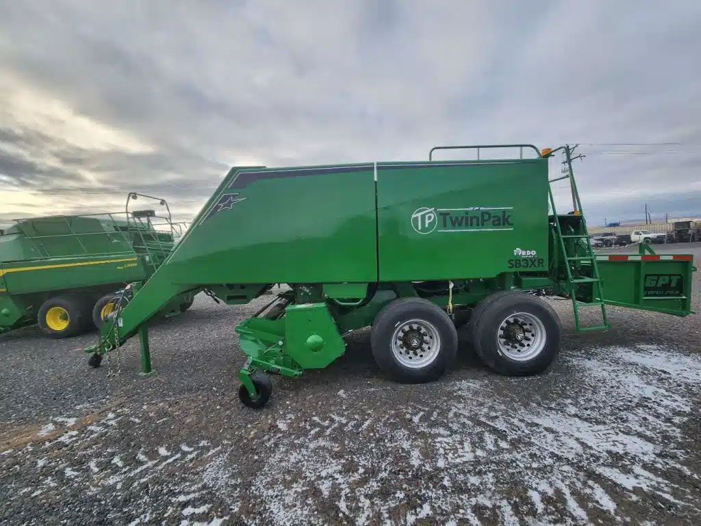 Gallery image 2 for New 2024 Miscellaneous SB3XR Square Baler - Small