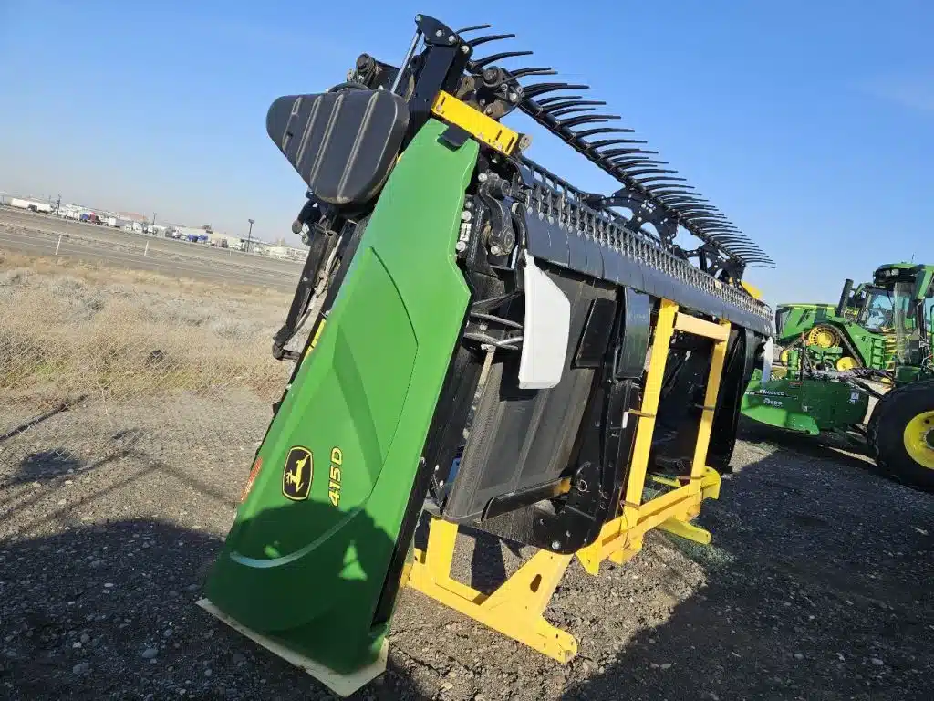 Gallery image 1 for New 2022 John Deere 415D Windrower