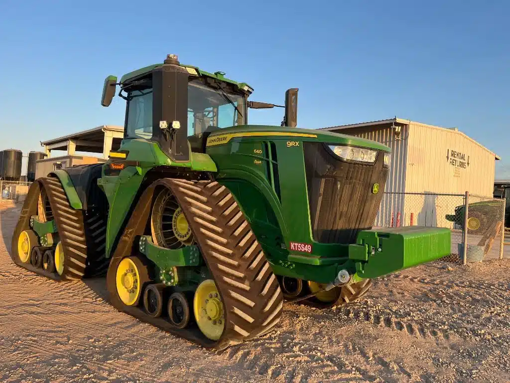 Gallery image 1 for Used 2022 John Deere 9RX 640 Tractor