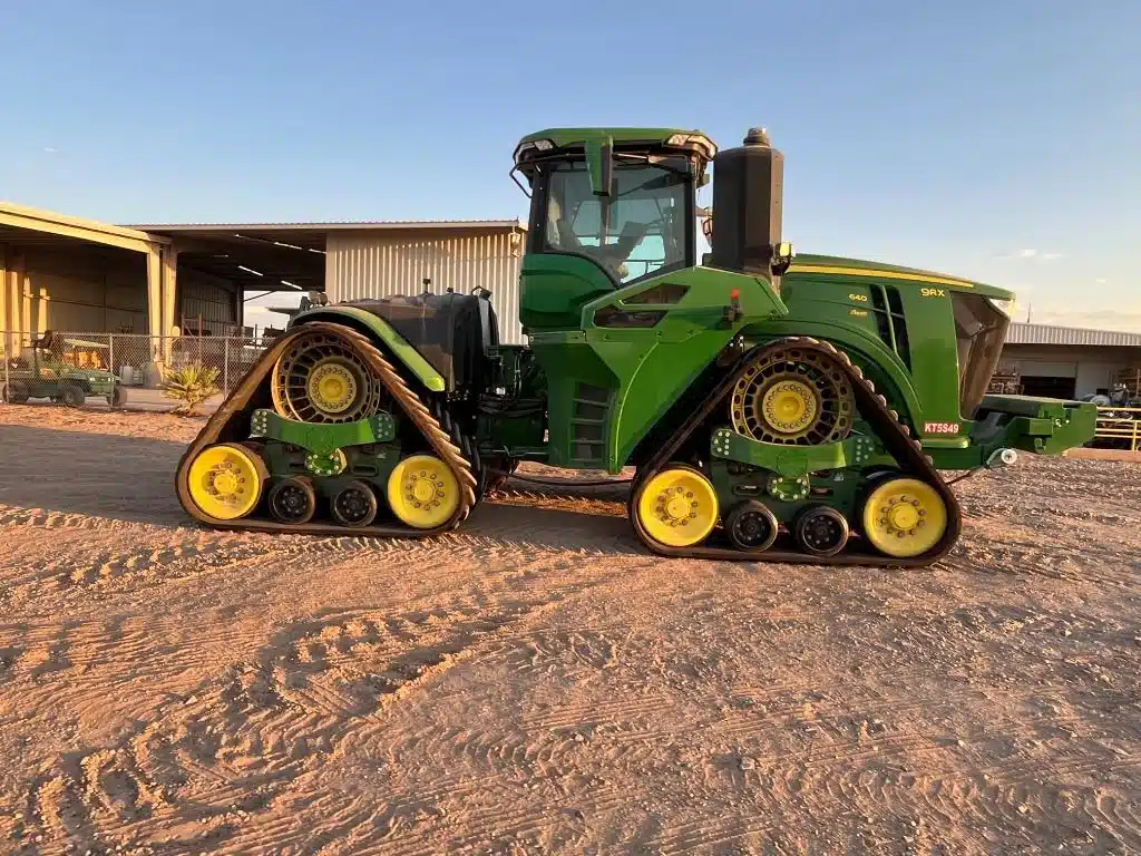 Gallery image 2 for Used 2022 John Deere 9RX 640 Tractor