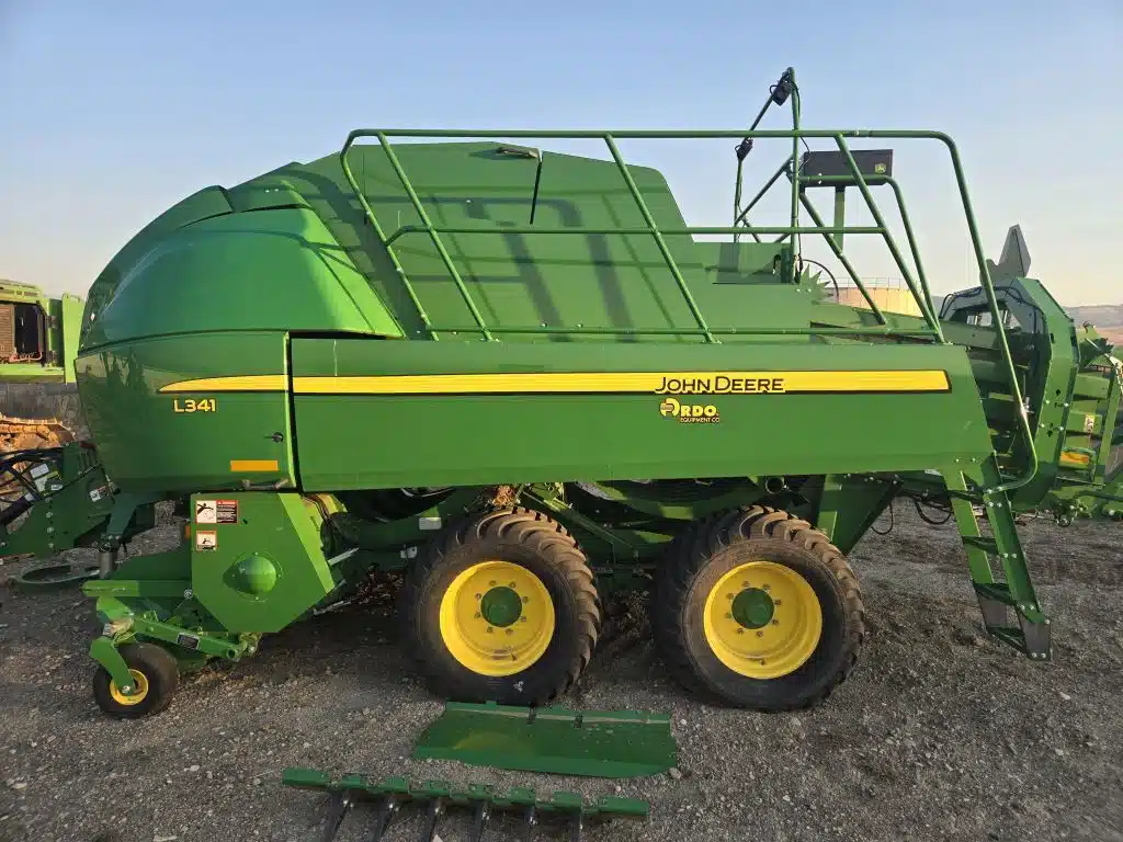Gallery image 2 for Used 2023 John Deere L341 Square Baler - Large
