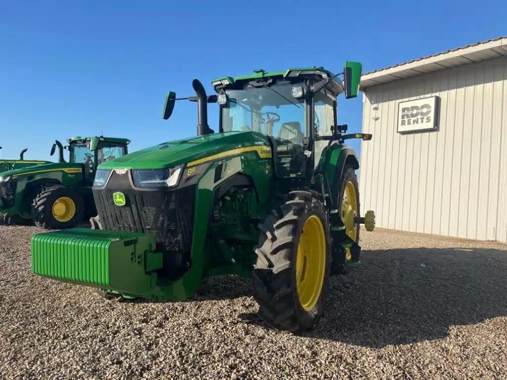 Gallery image 1 for Used 2023 John Deere 8R 340 Tractor