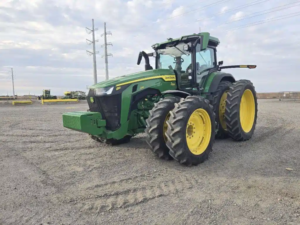 Gallery image 1 for Used 2023 John Deere 8R 370 Tractor