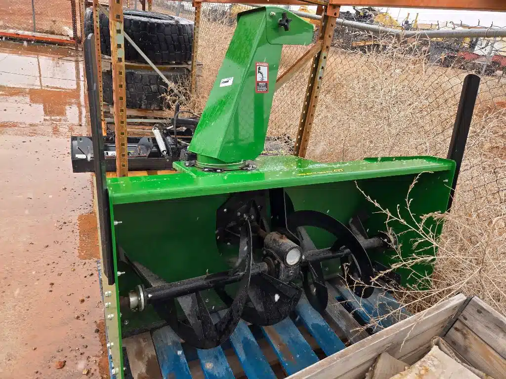 Gallery image 1 for New 2022 John Deere 47SB Snow Blower