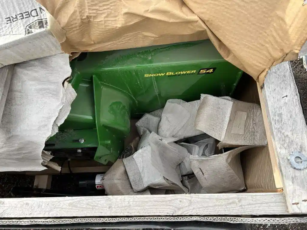 Gallery image 2 for New 2023 John Deere 54 Snow Blower