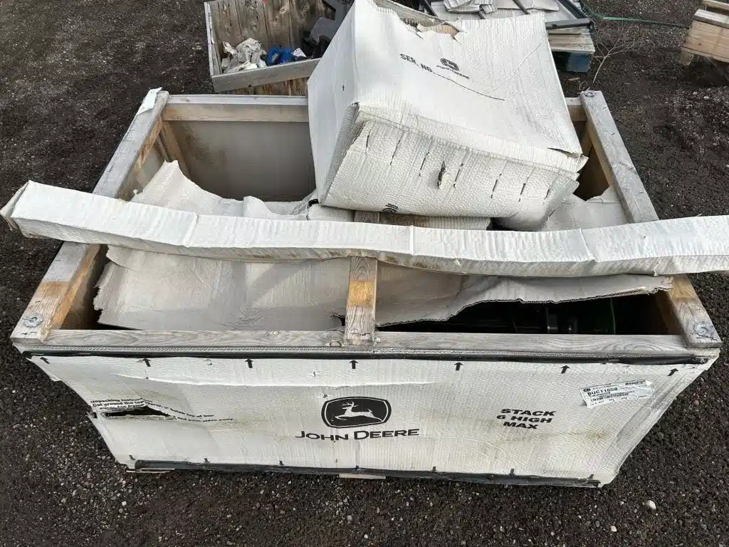 Gallery image 1 for New 2023 John Deere 47SB Snow Blower