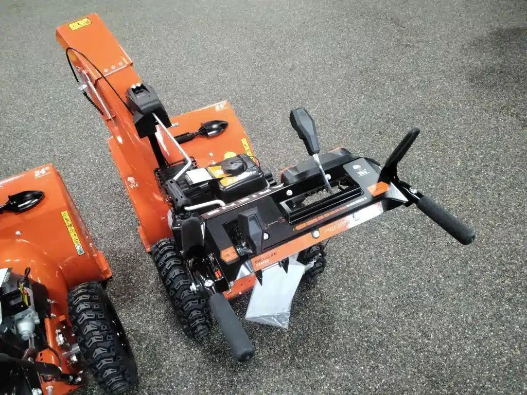 Gallery image 2 for New 2022 Ariens 921045 Snow Blower