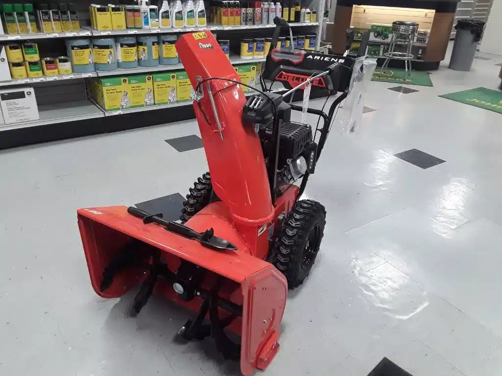 Gallery image 1 for New 2023 Ariens DELUX 28 921046 Snow Blower