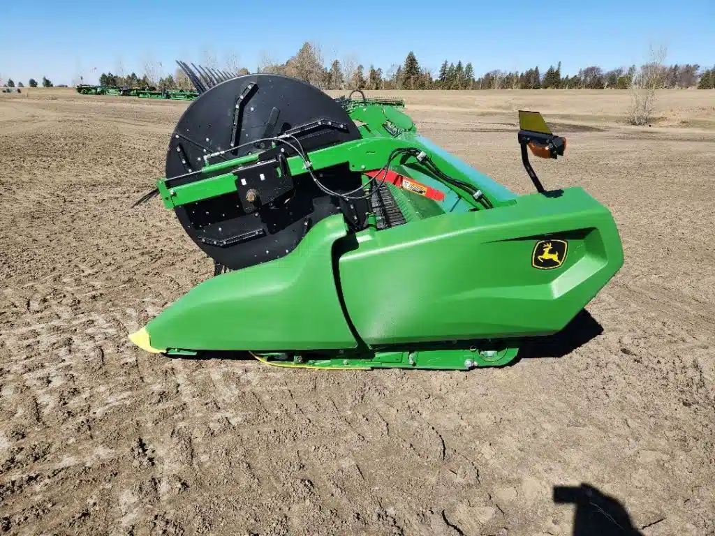 Gallery image 2 for Used 2024 John Deere RD45F Header Combine
