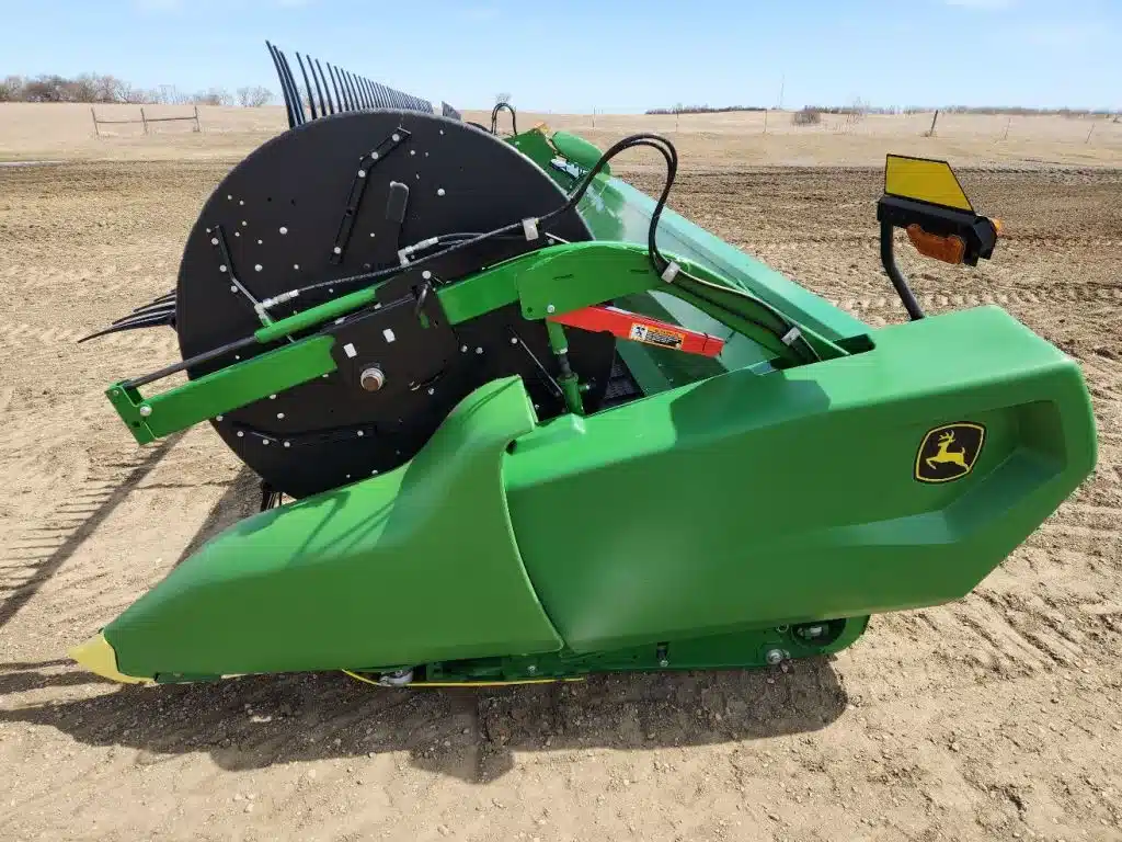 Gallery image 2 for Used 2024 John Deere RD45F Header Combine
