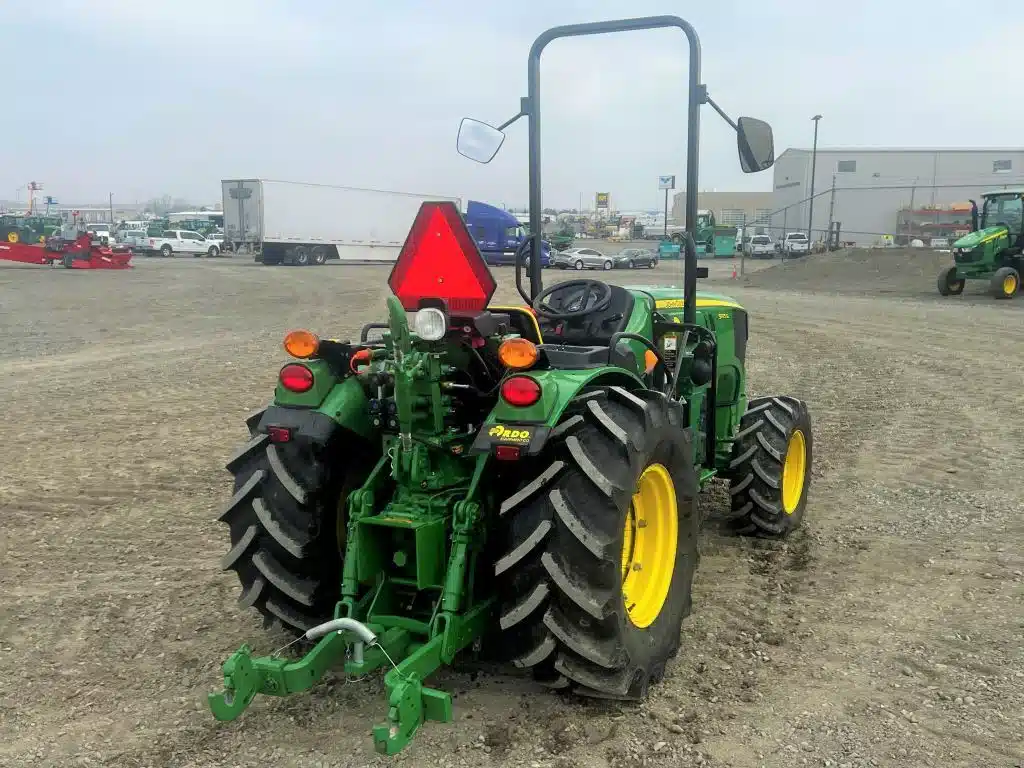 Gallery image 2 for New 2022 John Deere 5075GL Tractor