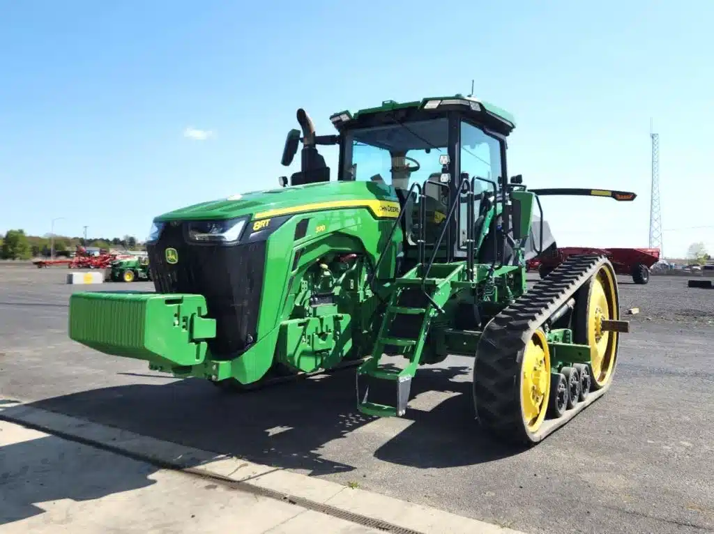 Gallery image 1 for Used 2021 John Deere 8RT 370 Tractor