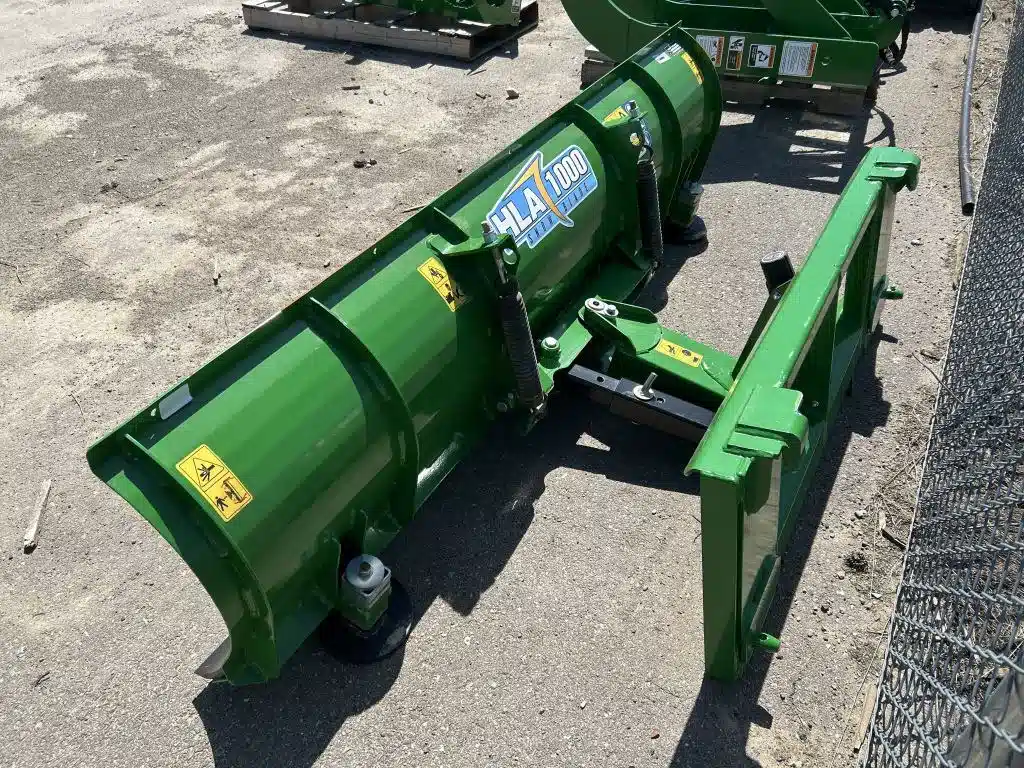 Gallery image 2 for New 2023 General HLA1000 Snow Blower