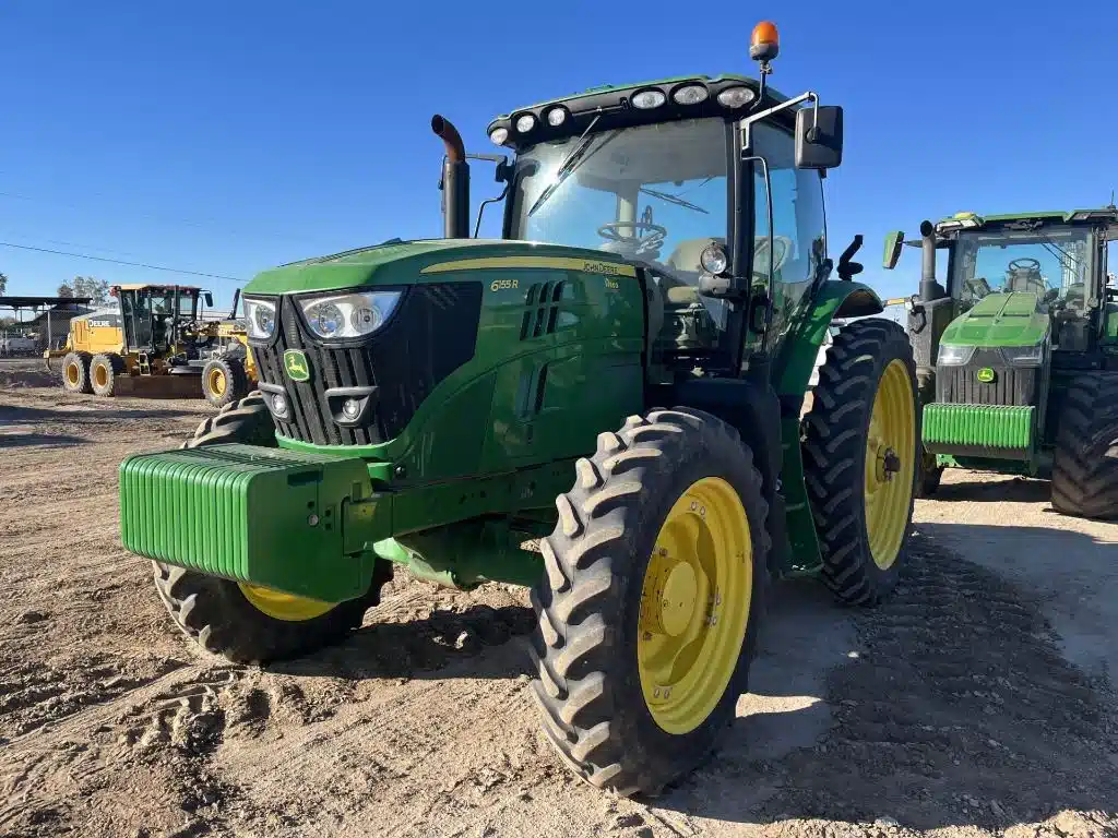 Gallery image 1 for New 2021 John Deere 6155R Tractor