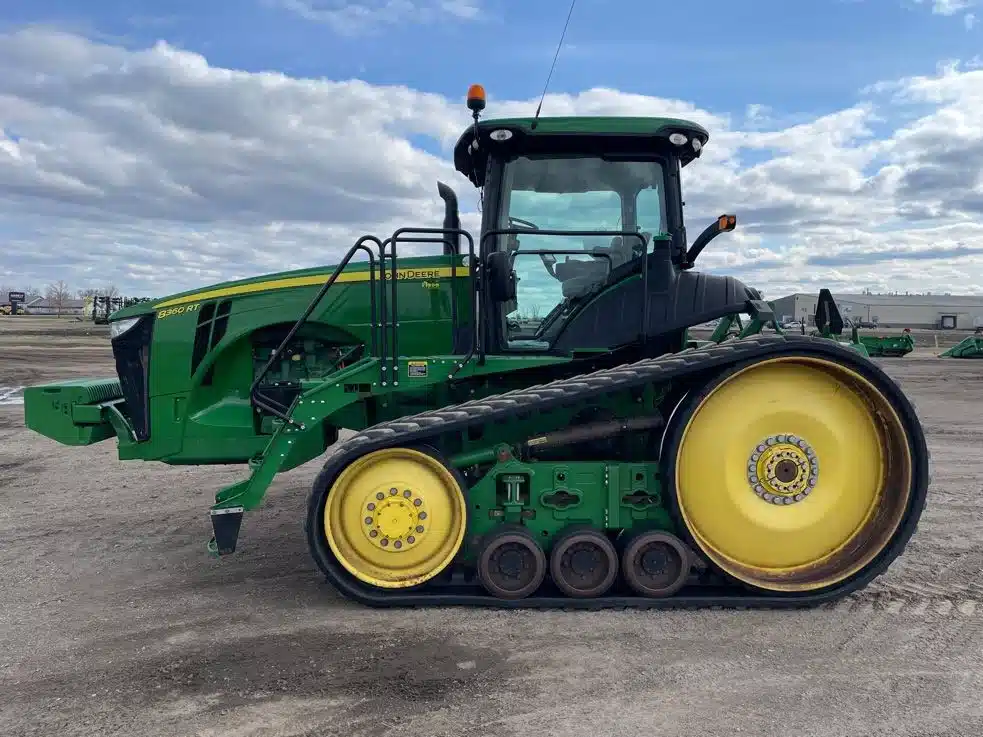 Gallery image 2 for Used 2012 John Deere 8360RT Tractor