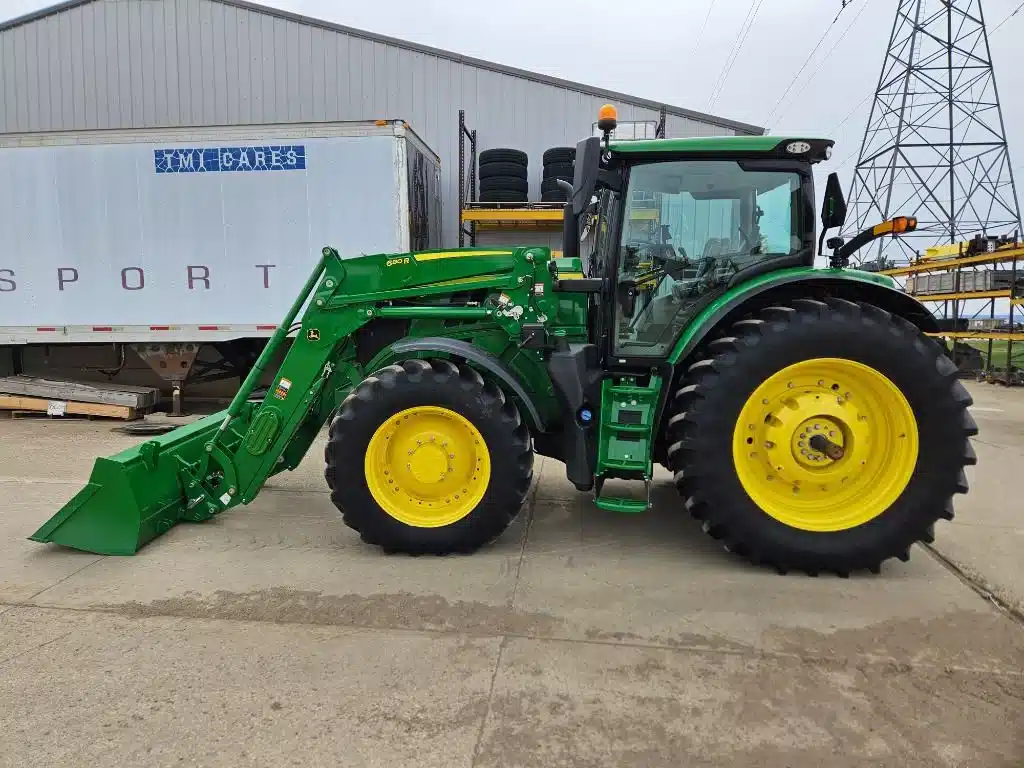 Gallery image 2 for Used 2024 John Deere 6R 195 Tractor