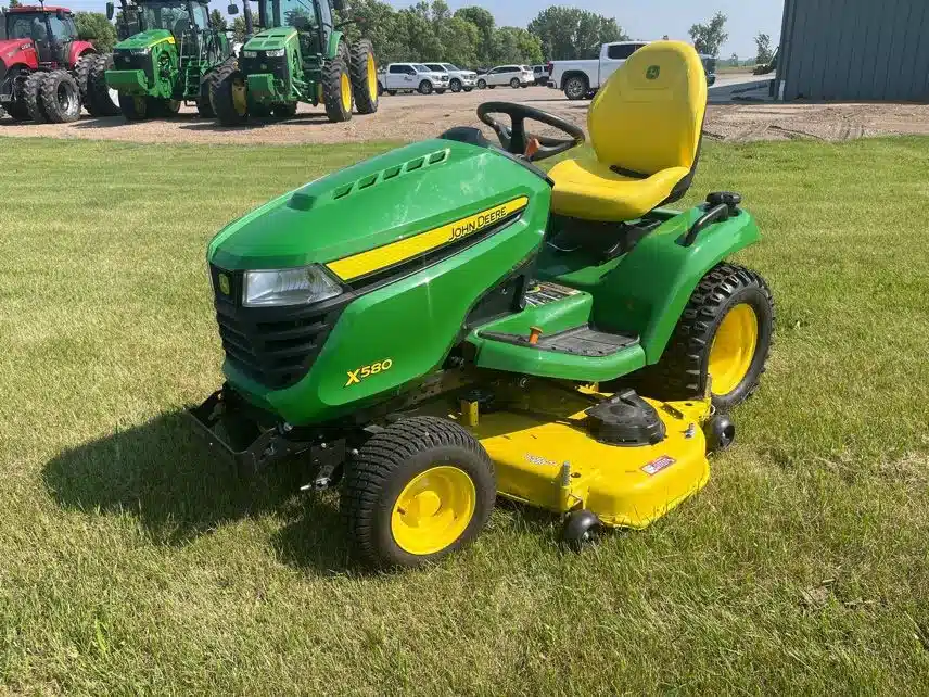 Gallery image 1 for Used 2022 John Deere X580 Lawn Tractor