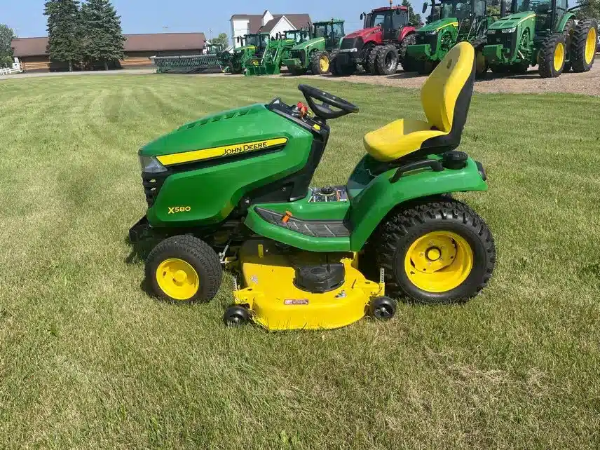 Gallery image 2 for Used 2022 John Deere X580 Lawn Tractor