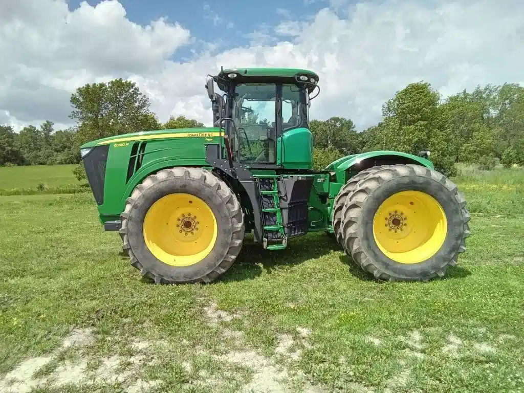 Gallery image 2 for Used 2012 John Deere 9360R Tractor