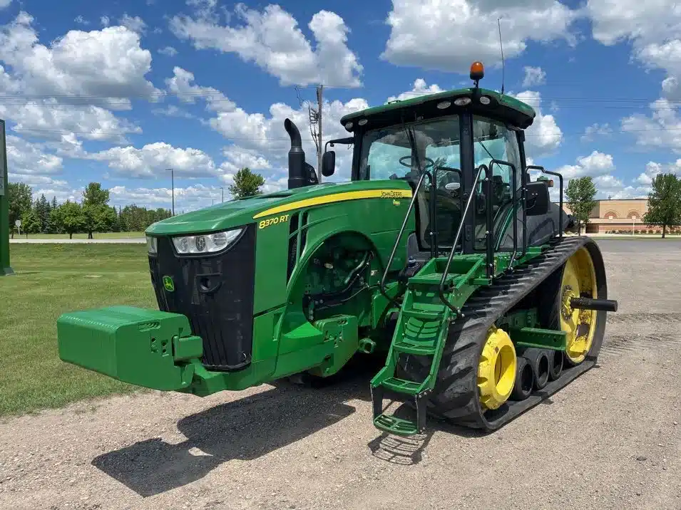 Gallery image 2 for Used 2015 John Deere 8370RT Tractor