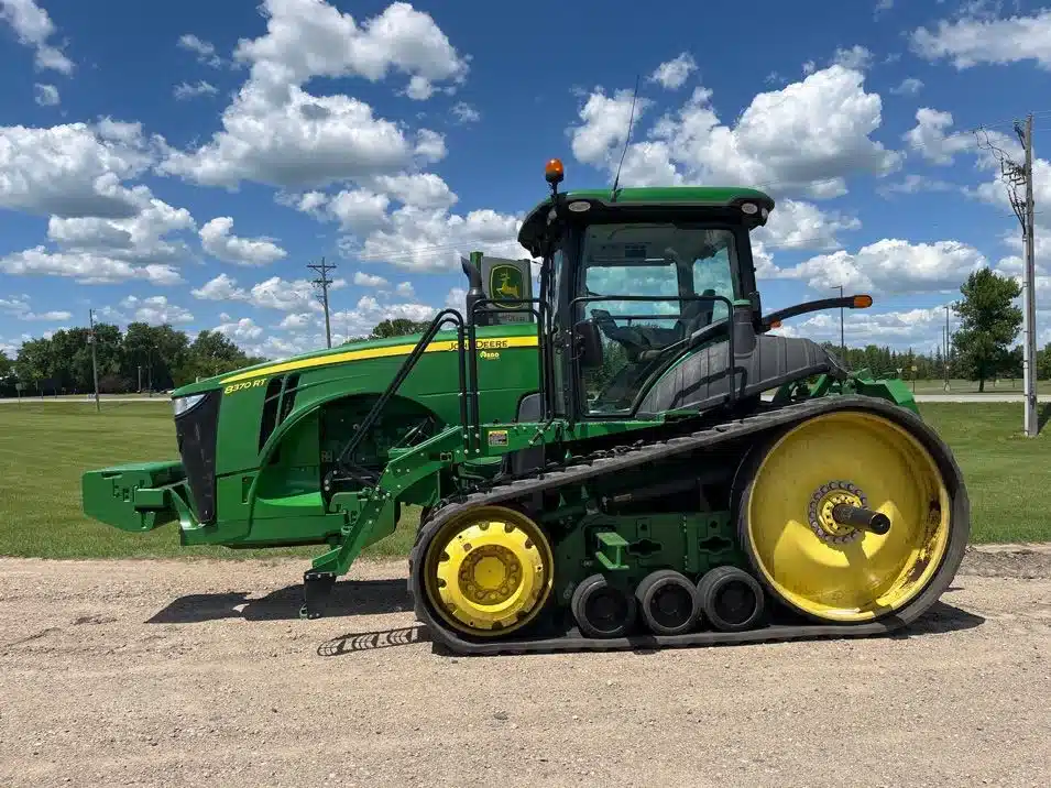Gallery image 1 for Used 2015 John Deere 8370RT Tractor