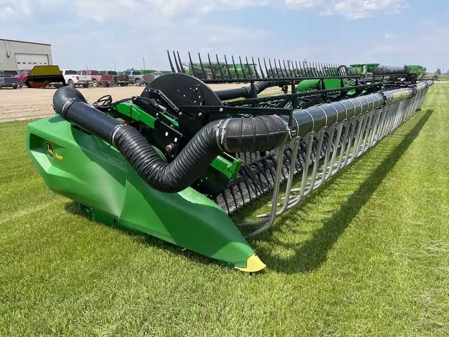 Gallery image 1 for Used 2024 John Deere RD45F Header Combine