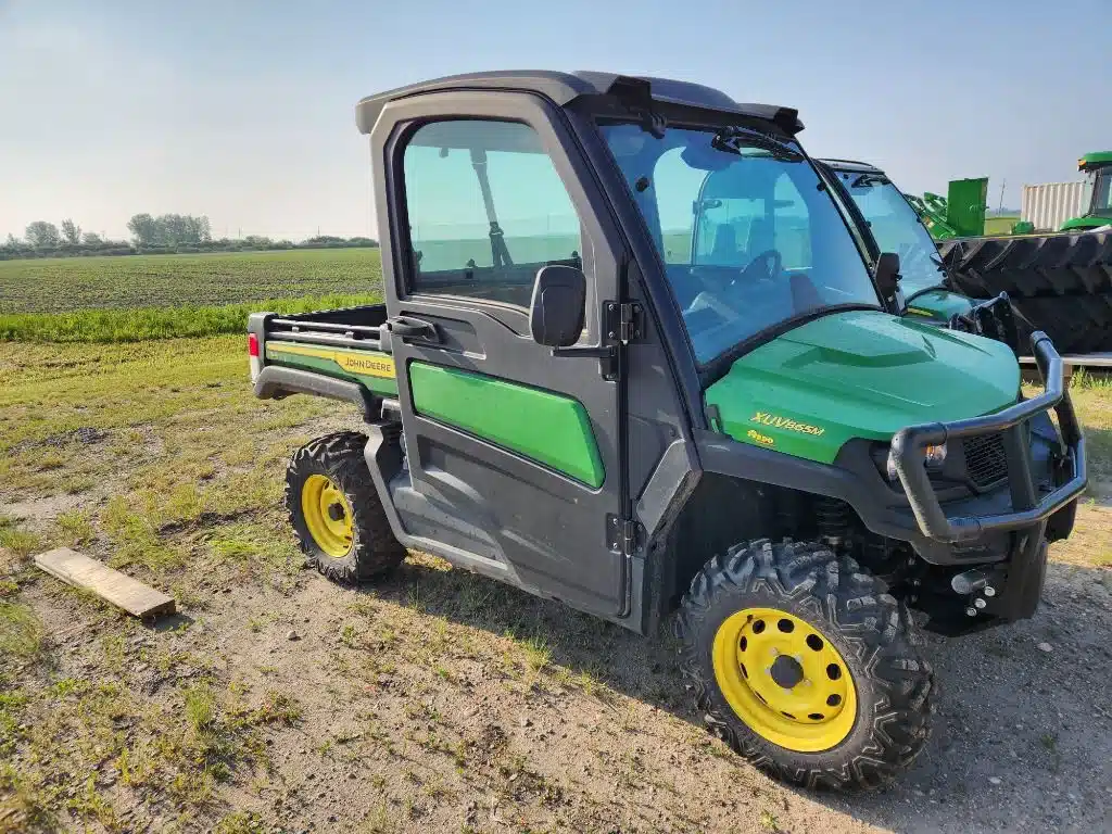 Gallery image 1 for Used 2024 John Deere XUV 865M Utility Vehicle