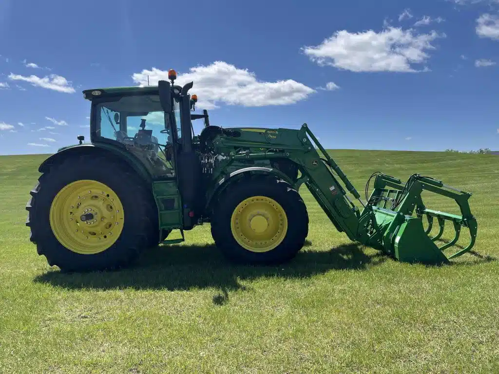 Gallery image 2 for New 2024 John Deere 6R 175 Tractor