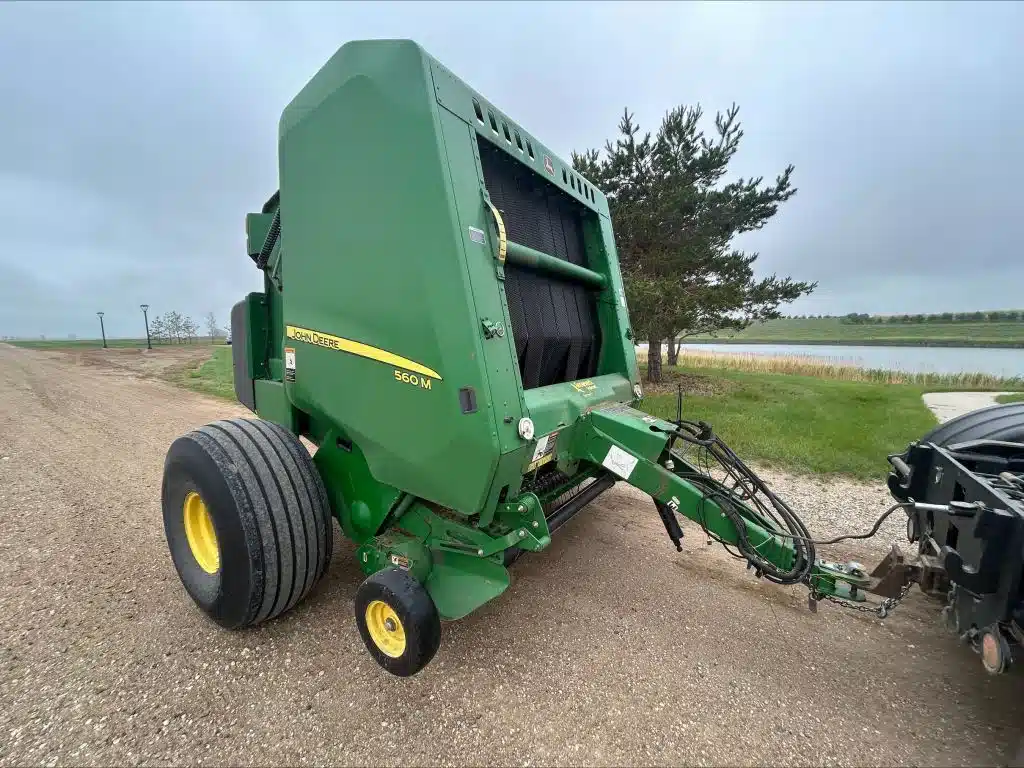 Gallery image 1 for Used 2018 John Deere 560M Round Baler